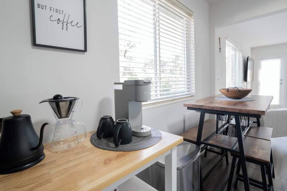 Coffee bar