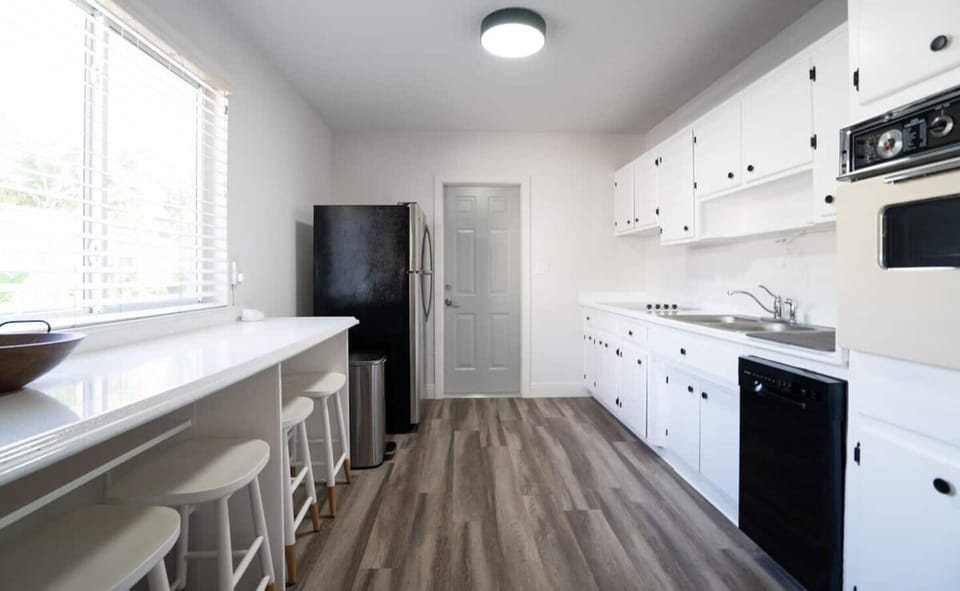 Full cook kitchen