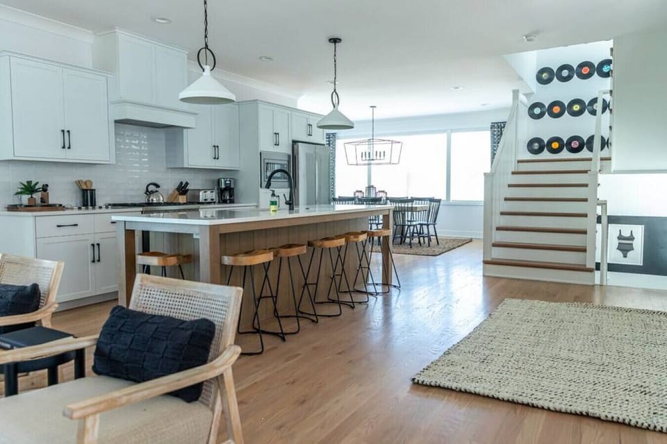 Main level kitchen