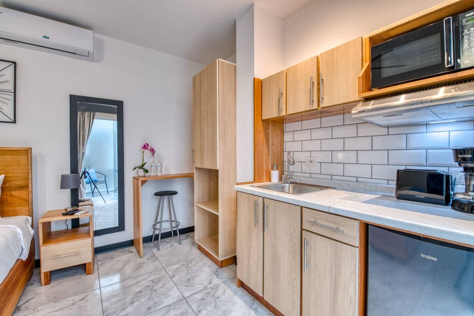 Kitchen and Workplace