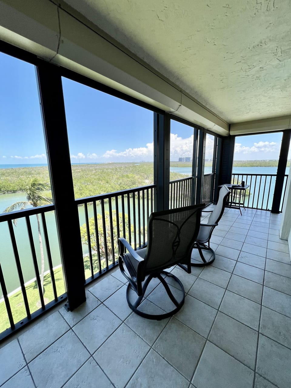 Two-side balcony view 