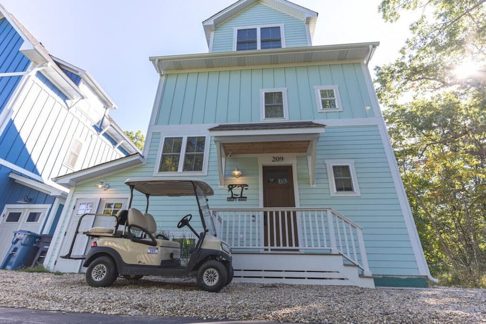 Welcome to Drift Away!  Enjoy getting around in golf cart