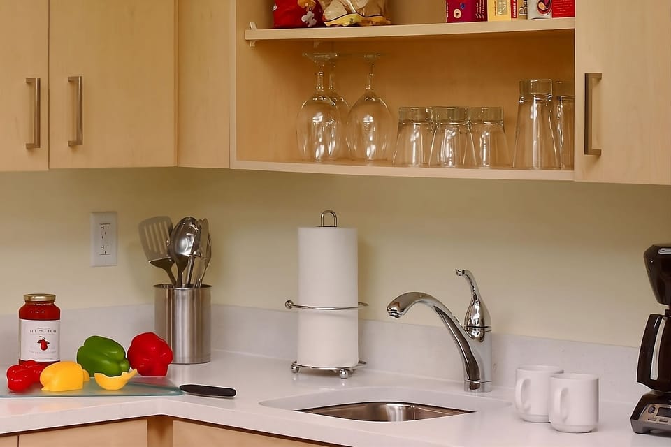 Kitchen. Exact unit will be assigned upon arrival. Views, colors, and decor may vary.