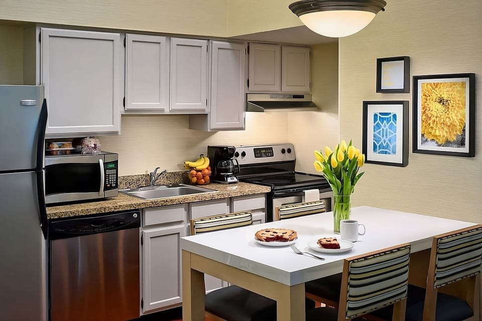 Kitchen. Exact unit will be assigned upon arrival. Views, colors, and decor may vary.