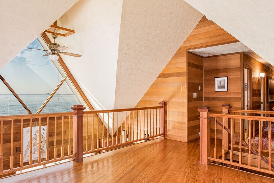 Top of the stairs, on the balcony looking towards the Colombia River Bar.