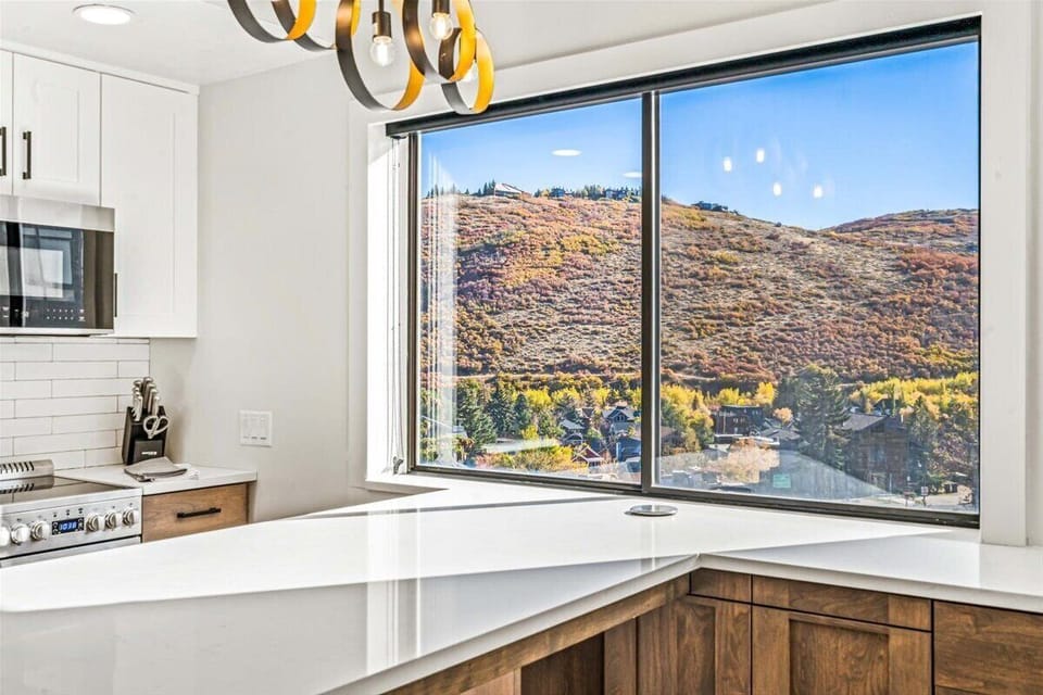 Morning coffee + mountain views = perfect start
