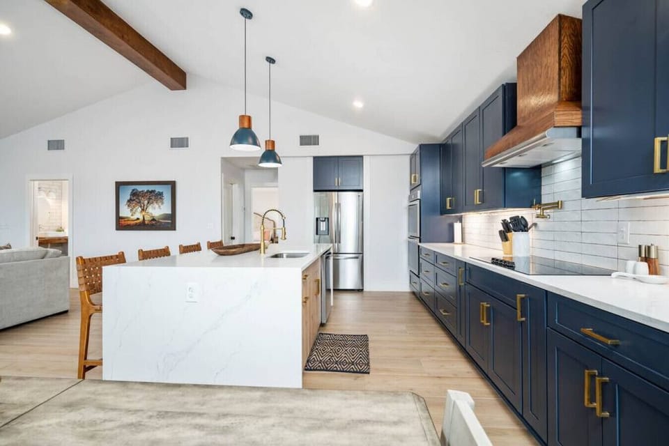 Kitchen island with bar seating