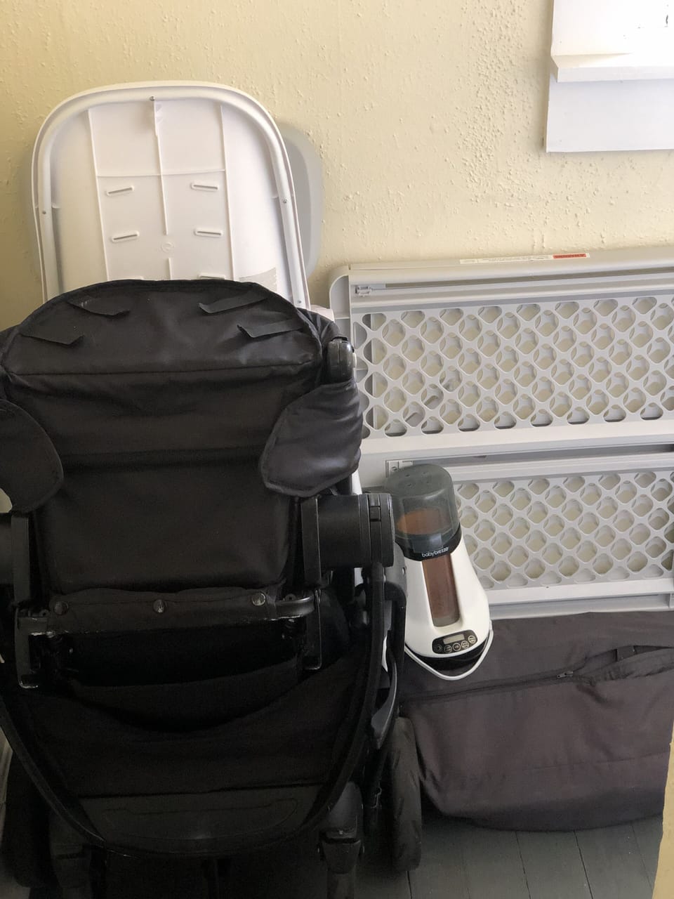 Children supplies located in the upstairs hallway for your convenience!