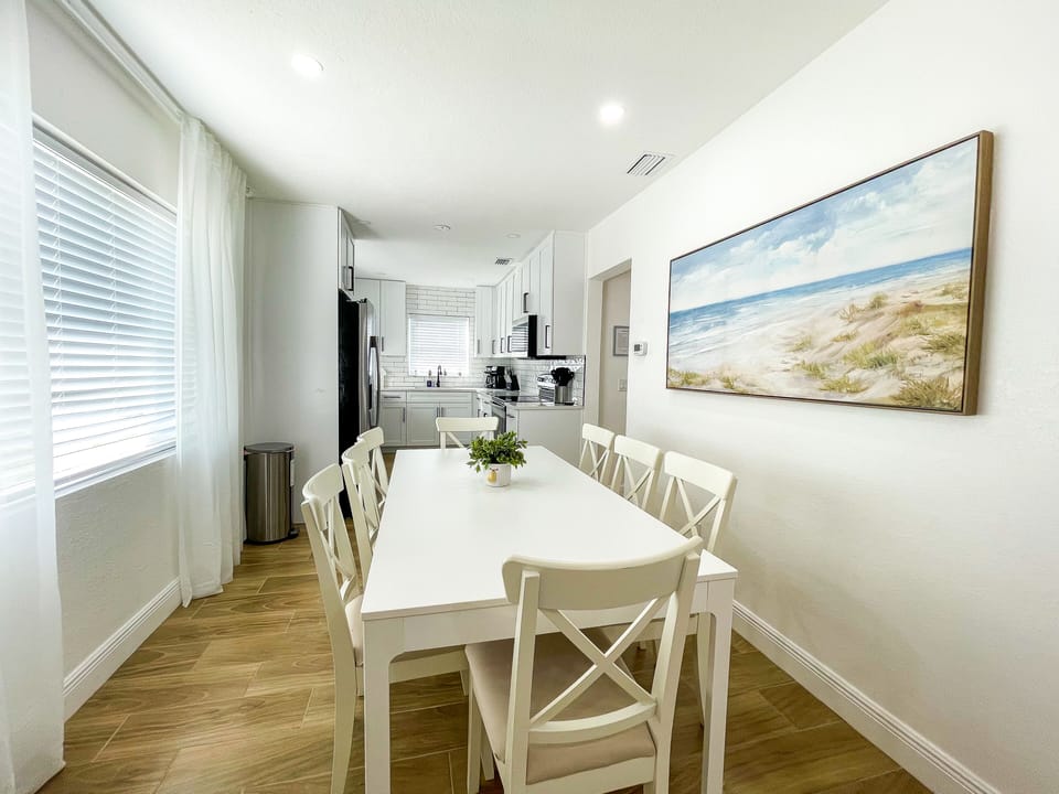 Dining table 