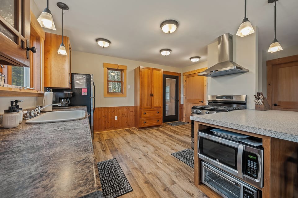 Fully equipped kitchen