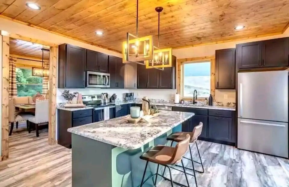 Fully equipped kitchen and private dining room.