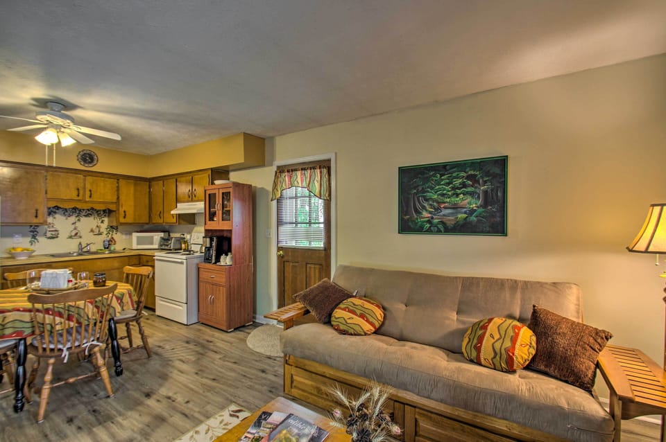 Hinton Vacation Rental | 2BR | 1BA | Steps to Enter | 850 Sq Ft