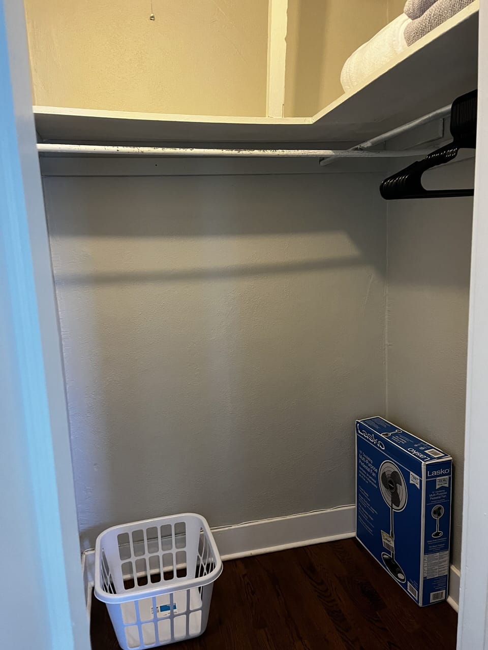 Walk-in Closet