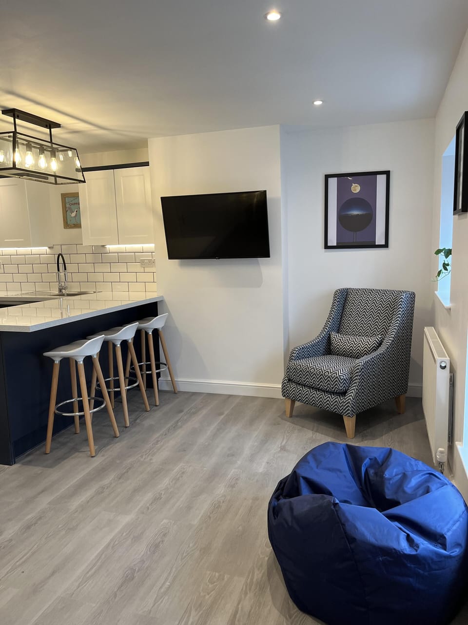 Living Room / Lounge