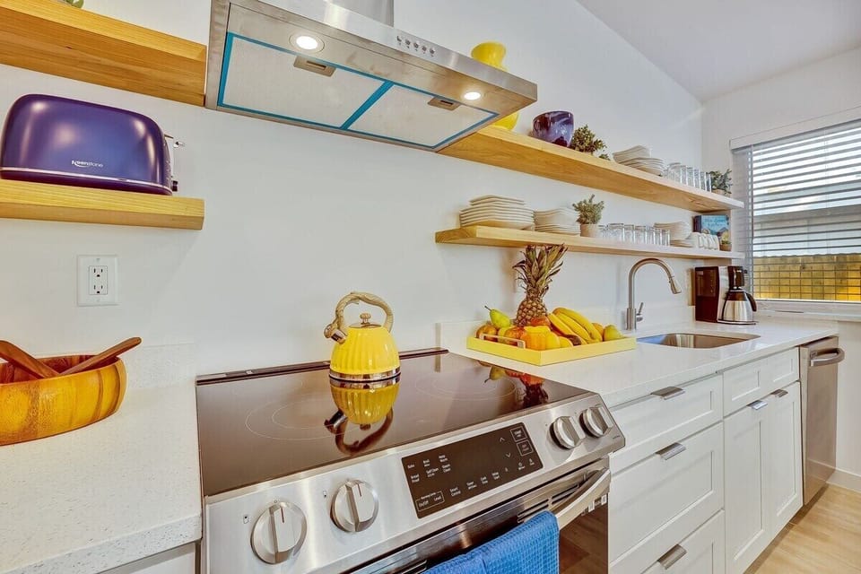 The Kitchen is fully equipped!