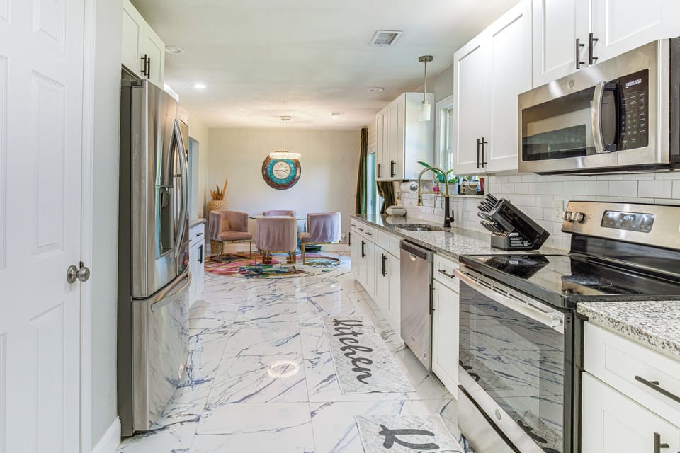 Kitchen | Fully Equipped