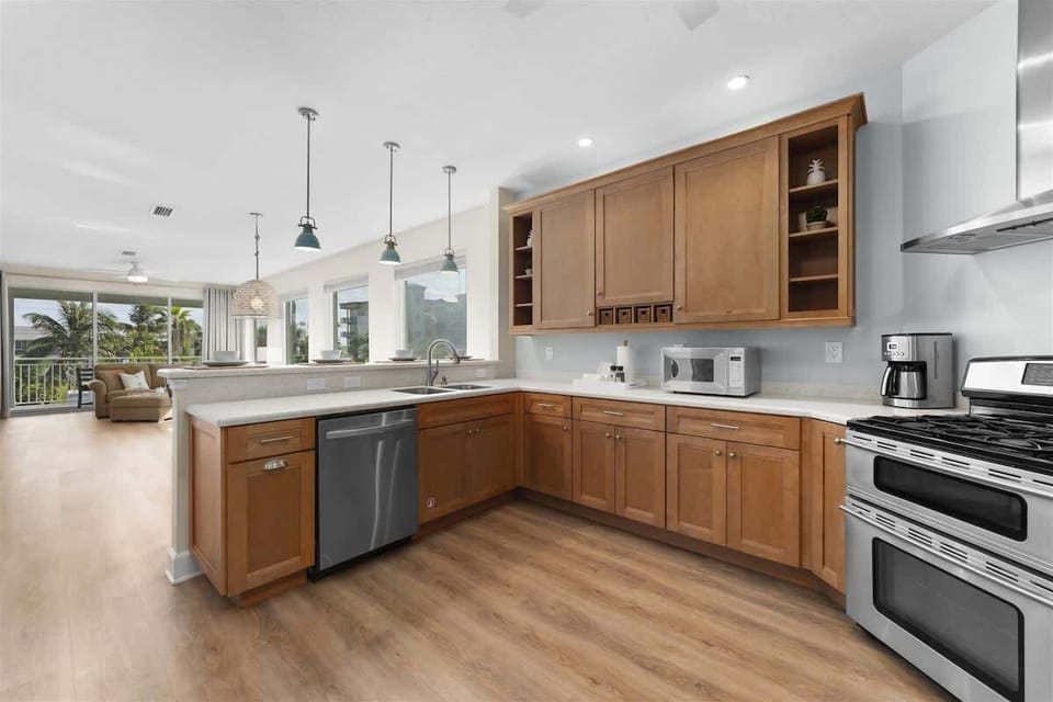 Fully Furnished Kitchen
