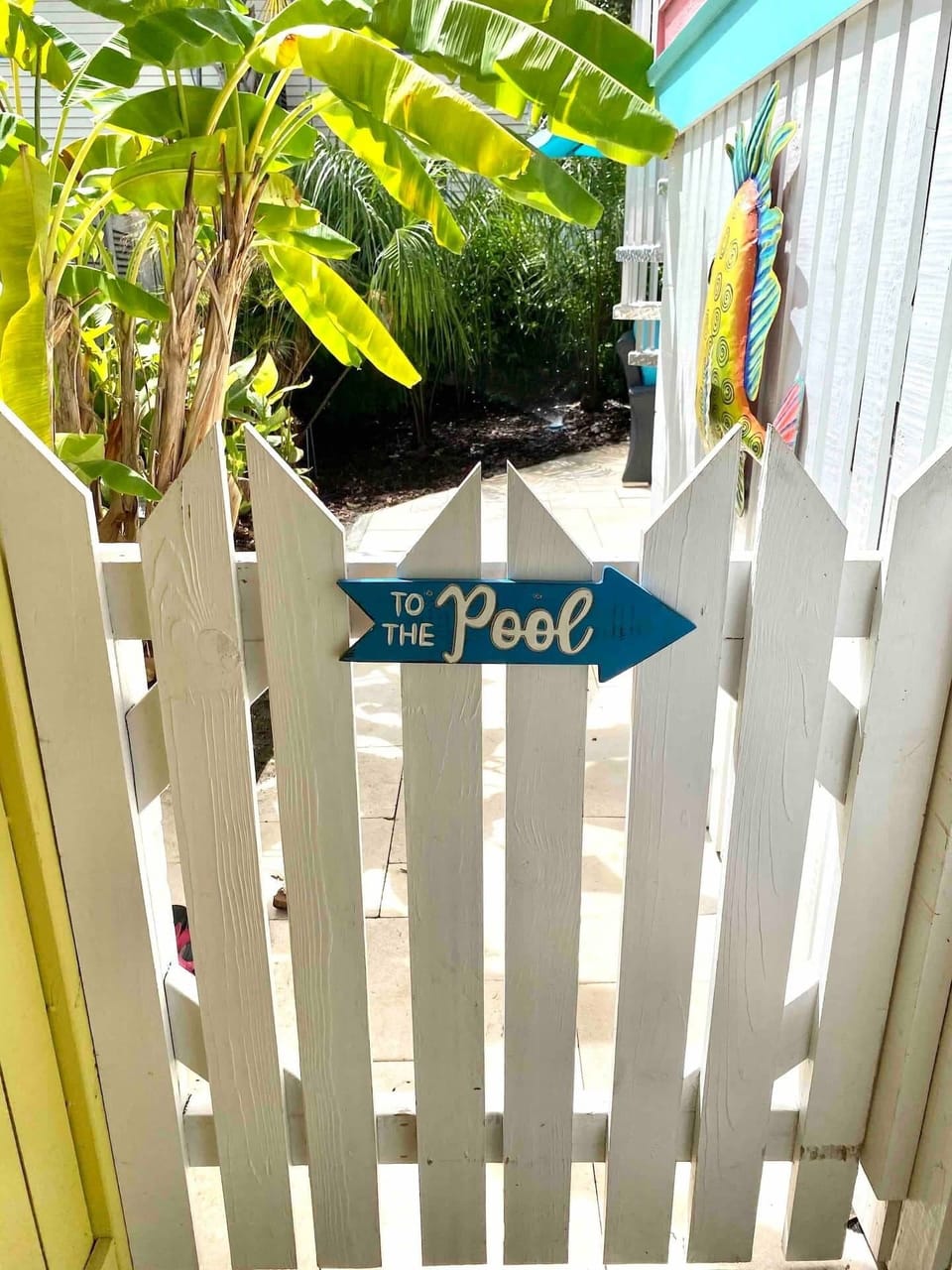.. this way to the pool. 