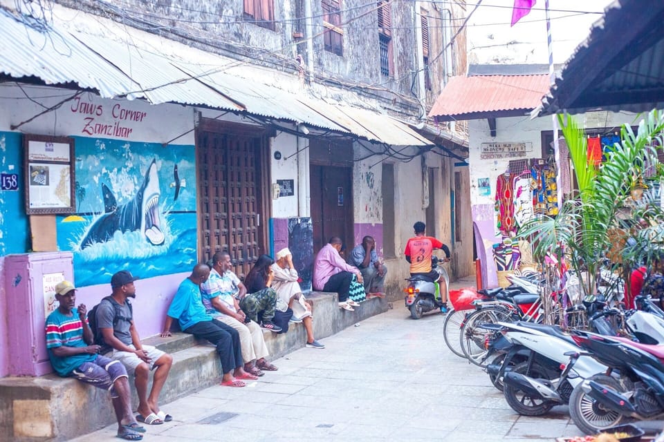 Popular Jaws Corner Stone Town