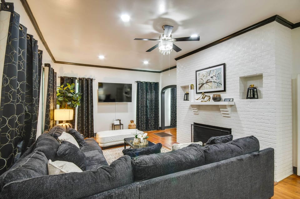 Greenwood Vacation Rental | 2BR | 1BA | 1,900 Sq Ft | 3 Steps to Access