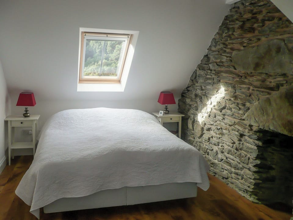 Double bedroom | SQLArran Cottage, Lochranza