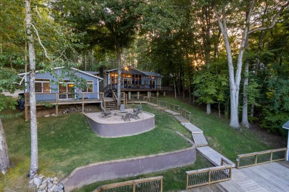 Super house firepit overlooking the dock.  Great for family adventures.