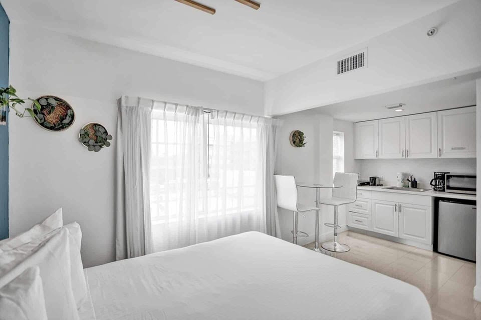 Bedroom. Exact unit will be assigned upon arrival. Views, colors and decor may vary.