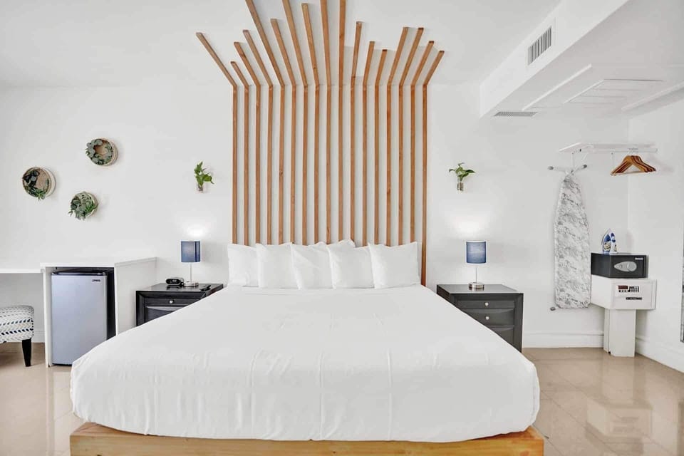 Bedroom. Exact unit will be assigned upon arrival. Views, colors and decor may vary.