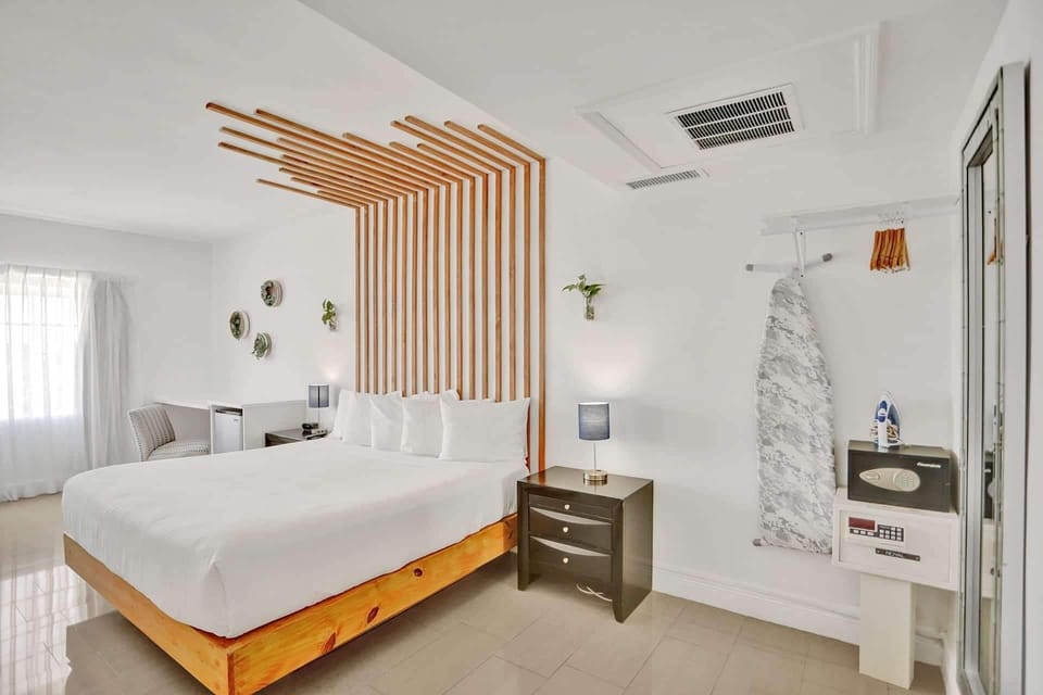 Bedroom. Exact unit will be assigned upon arrival. Views, colors and decor may vary.