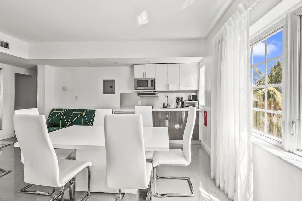 In-room amenities
