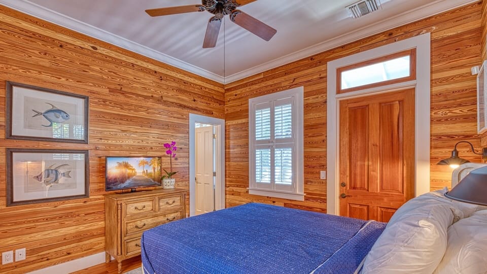 Gorgeous Dade County Pine is everywhere!