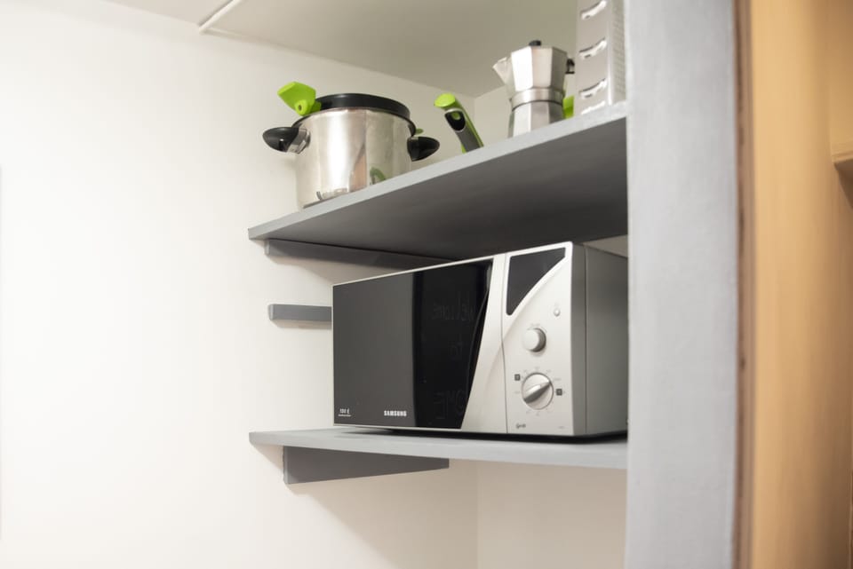 Kitchenette facilities
