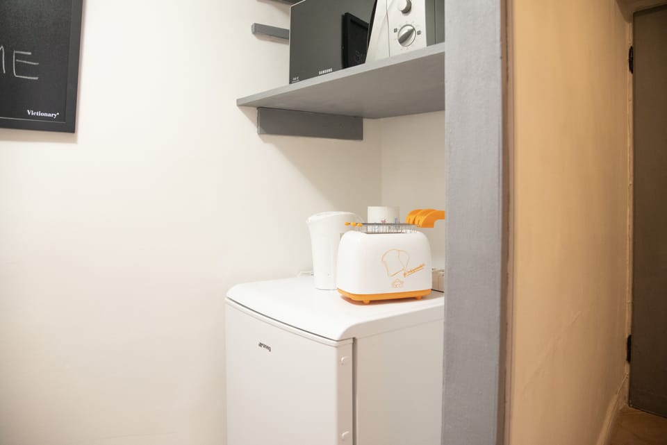 Kitchenette facilities