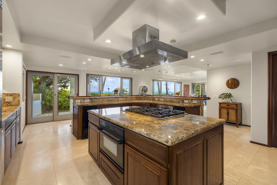 Welcome to island paradise at Mokulua Sunrise