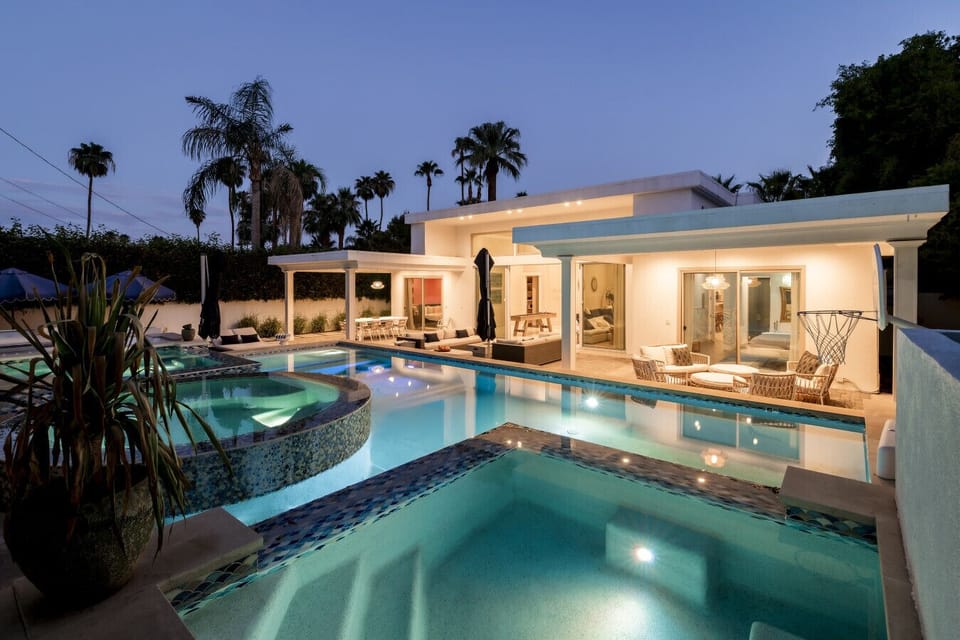 Evenings by the glowing pool and spa.