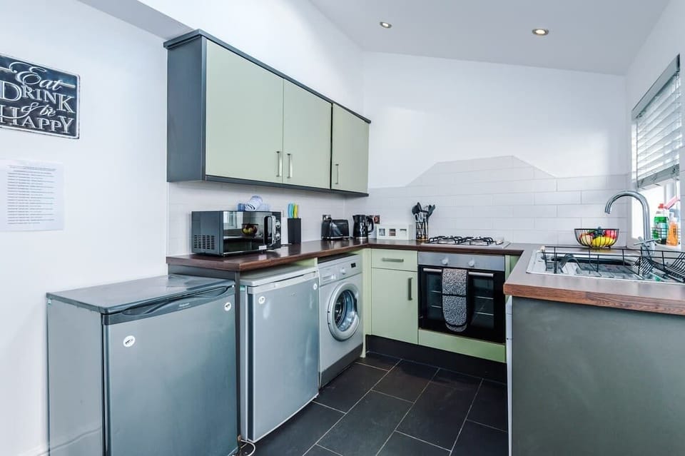 The kitchen is equipped with everything you need for a short or long stay in Chester.