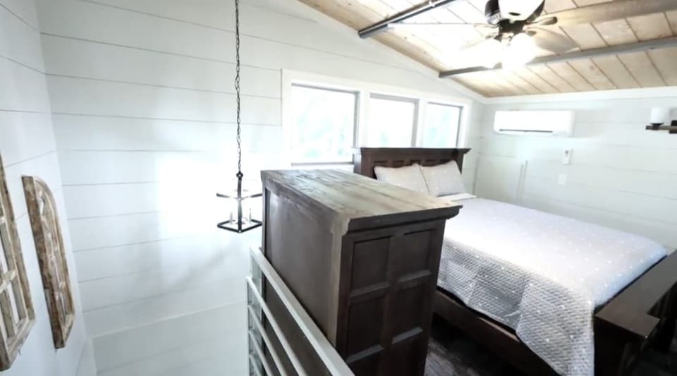 Bedroom with Full Bed