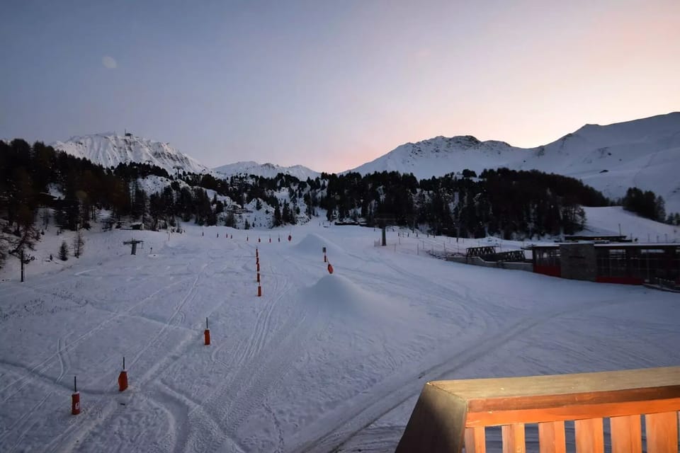 Snow and ski sports
