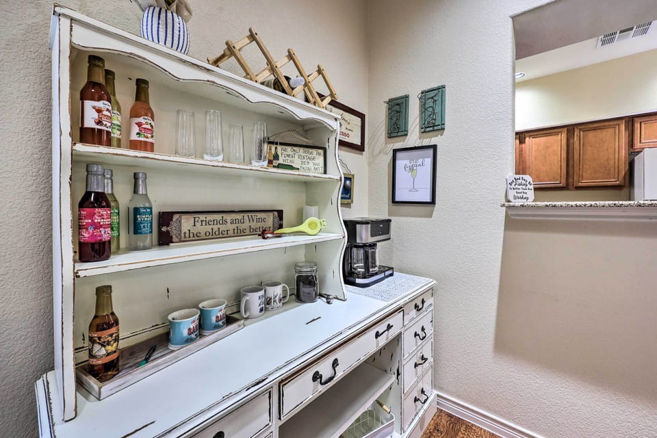 Coffee Bar | 2-In-1 Single-Serve & Drip Coffee Maker