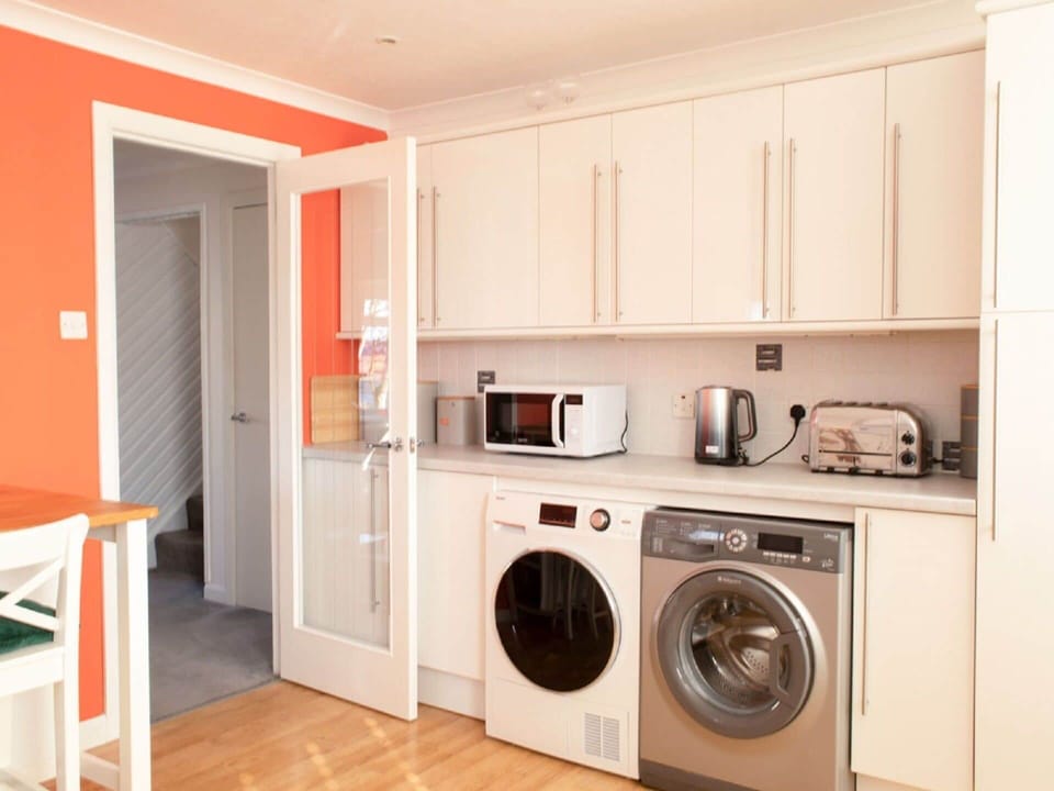 Brown, Laundry Room, Property, Clothes Dryer, Washing Machine, Laundry, Home Appliance, Orange, Wood, Interior Design