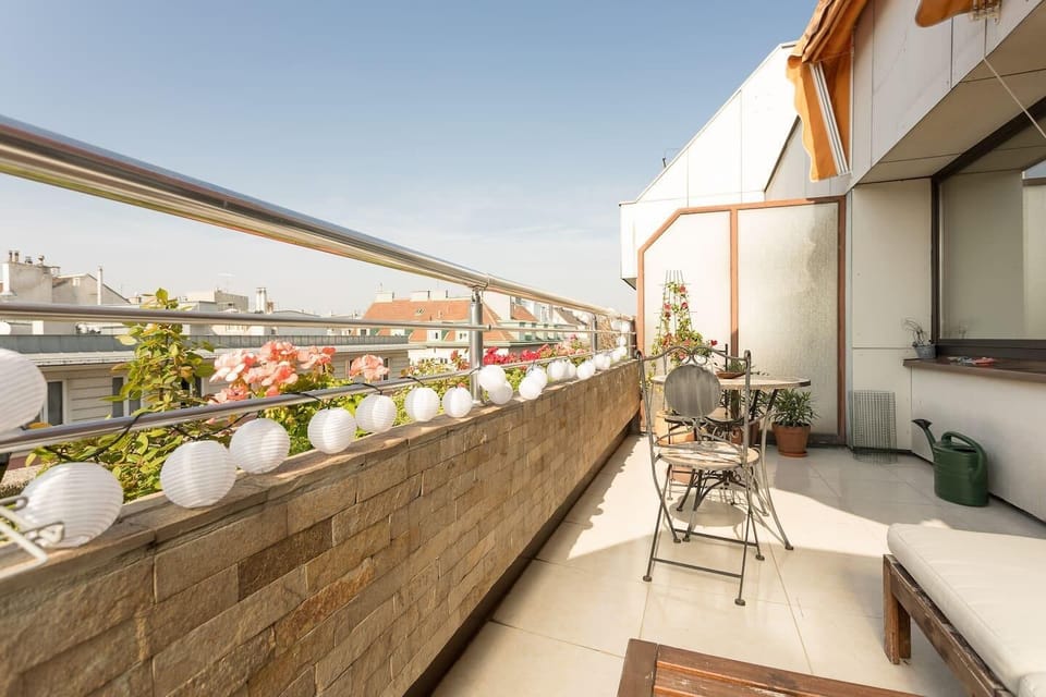 A great balcony with Italian sunshades 