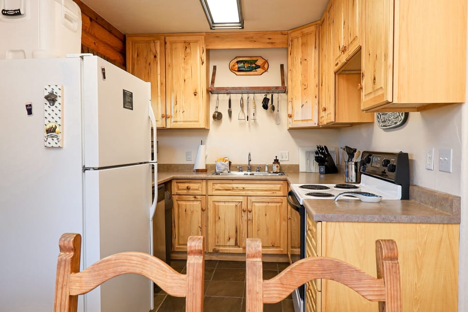 Full Kitchen