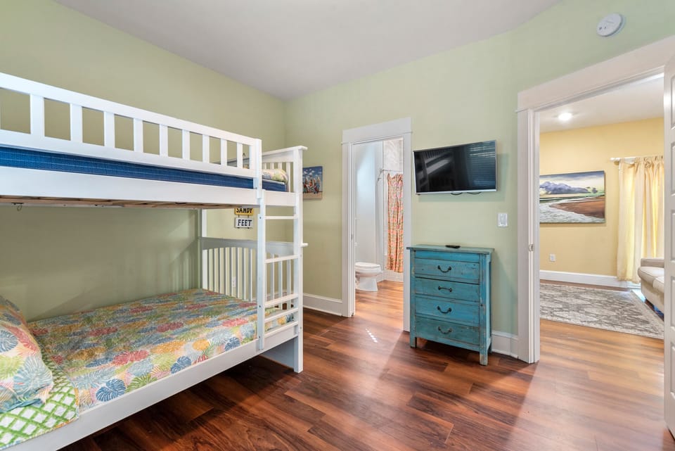 BV1093A: Beachaholic | Bottom Level Bedroom 1
