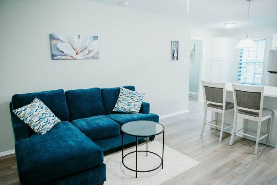Family room attached to kitchen
