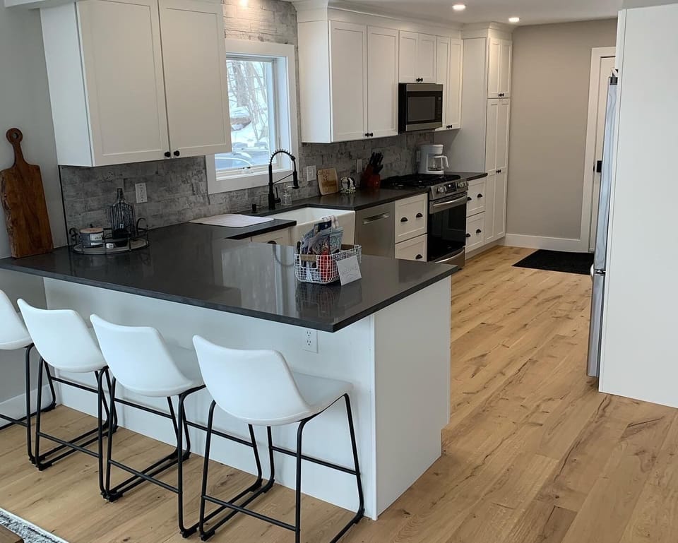 Main Upper Level Large Kitchen