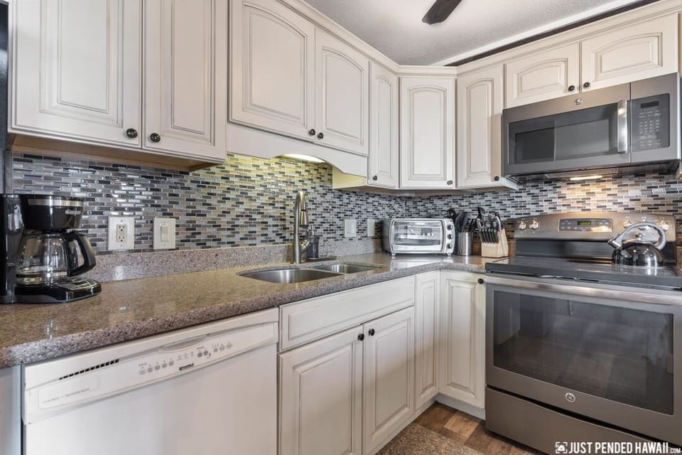 Life in the kitchen couldn't be easier! 
