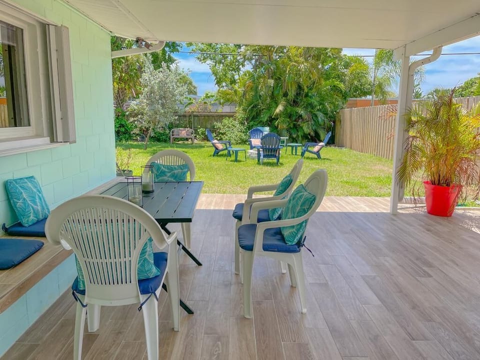 Outdoor dining area