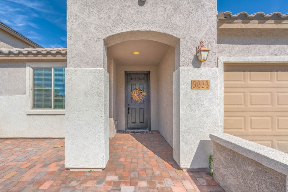 Front entryway 