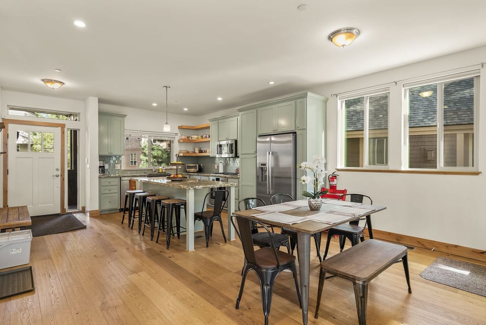 Kitchen:  Wolverine Truckee Getaway