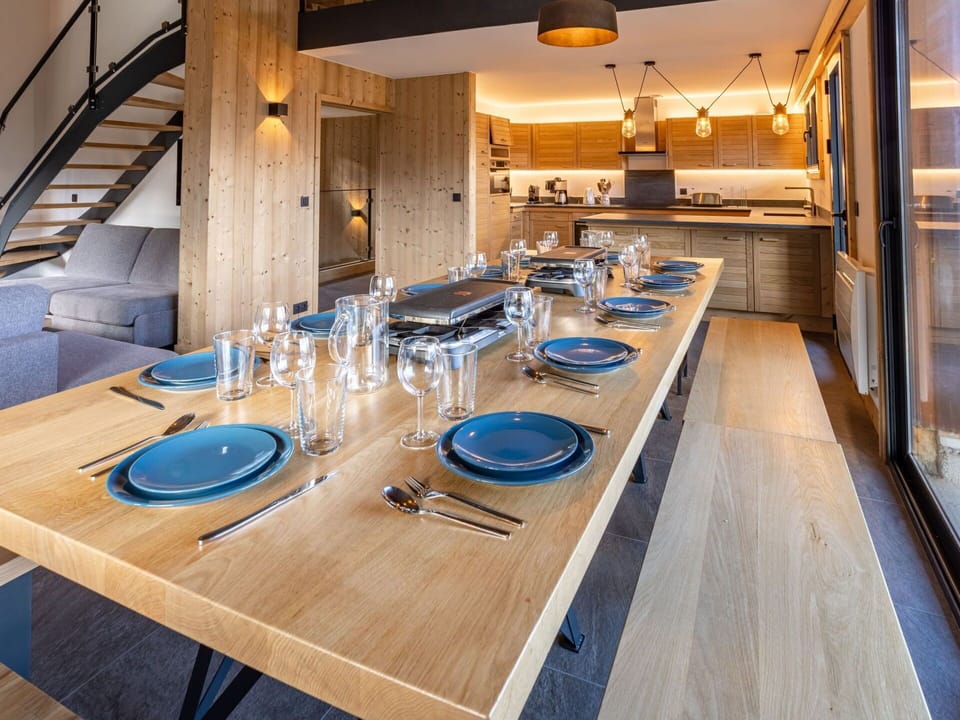 Table, Furniture, Tableware, Chair, Building, Wood, Interior Design, Wine Glass, Kitchen & Dining Room Table, Barware